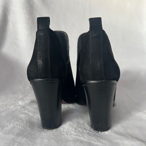 Vince Camuto Federa open-side booties - Picture 3 of 3